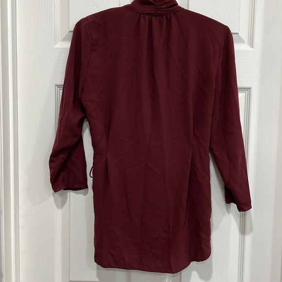 (14) Aritzia Wilfred Elegant Burgundy Wrap Top - Picture 3 of 3